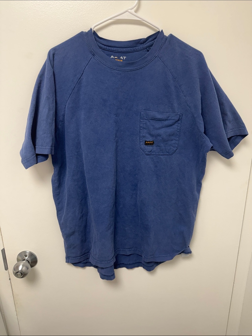 Ariat Men’s Navy Pocket Short-Sleeve Crew Tee